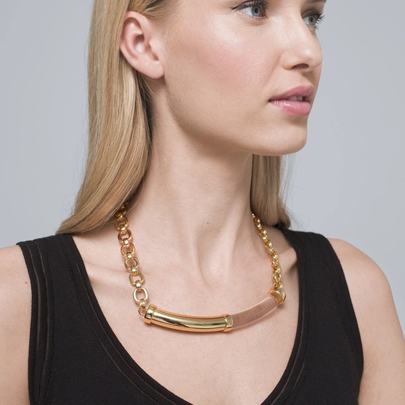 Short Statement Necklace - Picture 2 of 2